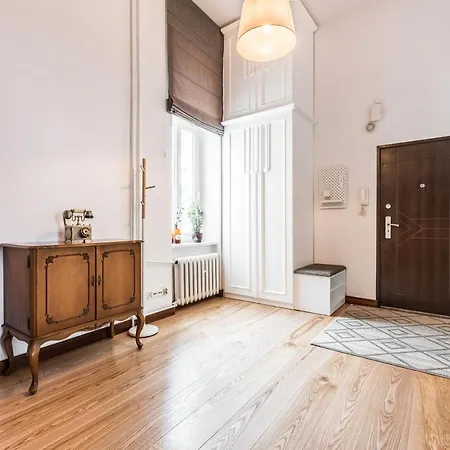 Rent Like - Podwale 74 * Wrocław